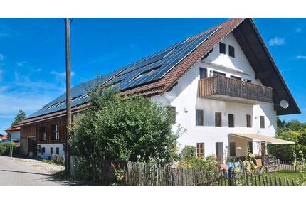 Traumwohnung im Grünen - 8 Zimmer, 3 Bäder, großer Garten, ... - Weilheim in Oberbayern
