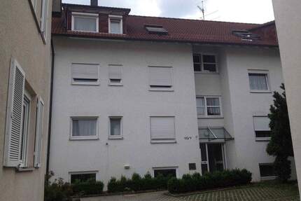 4-Zimmer-Wohnung - 775,00&nbsp;EUR Kaltmiete, ca.&nbsp; 89,80&nbsp;m&sup2;&nbsp;Wohnfl&auml;che in Dettenhausen (PLZ: 72135)