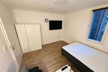 WG-Zimmer in Stuttgart 1.036,00 € 18 m²