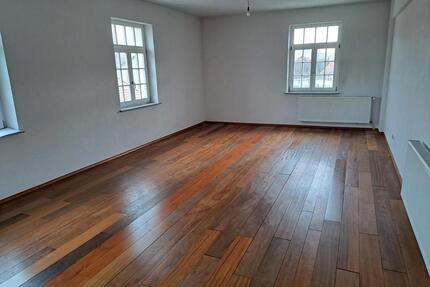 3 Zimmer Wohnung zu vermieten - 1.100,00&nbsp;EUR Kaltmiete, ca.&nbsp; 70,00&nbsp;m&sup2; in Blumberg (PLZ: 78176)