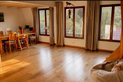 5 Zimmer Wohnung Maisonette, Garten, sehr ruhig, WG-geeignet - Trossingen