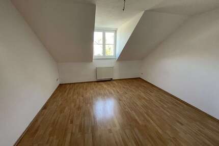 Wohnung zum Mieten in Bad Lobenstein 354,00 € 68 m²