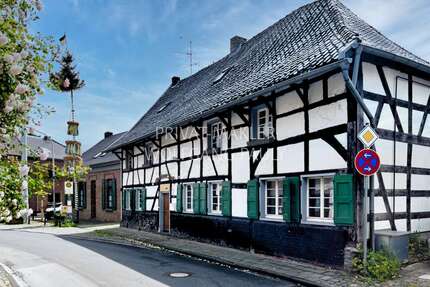 Haus zum Kaufen in Jüchen Schaan 129.000,00 € 347 m² - Jüchen / Schaan
