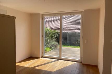 Hochwertige 2,5-Zimmer-Maisonettewohnung mit Terrasse und Garten - Staig