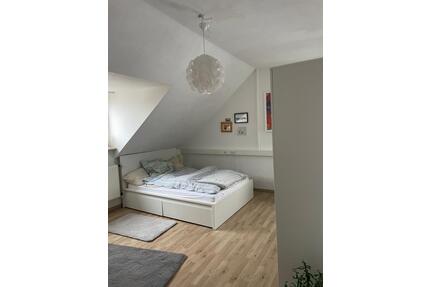 Schönes Zimmer in 3er-Wg - 280,00&nbsp;EUR Kaltmiete, ca.&nbsp; 18,00&nbsp;m&sup2; in Vechta (PLZ: 49377)