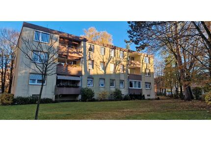 Gut geschnittene 4 Zi-Wohnung neben Stein Schloss