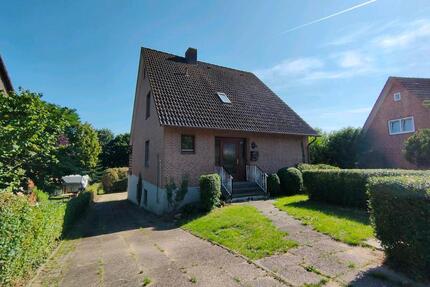 Haus zu verkaufen in 23758 Oldenburg - Oldenburg in Holstein