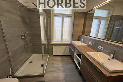 Wohnung zum Mieten in Glauchau 1.100,00 € 139 m²