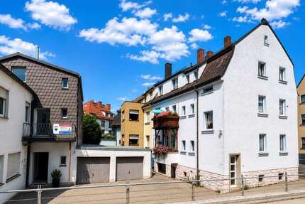 Haus zum Kaufen in Weiden 549.000,00 € 372 m²