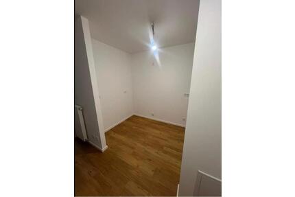 2-Zimmer-Wohnung mit Balkon in Lichtenberg - Berlin