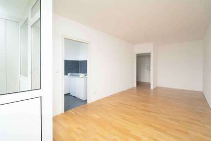 Wohnung zum Kaufen in Celle 45.000,00 € 35 m²