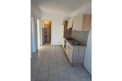 Geräumige 3-Zimmer Wohnung ab sofort NÄHE Husum zu vermieten