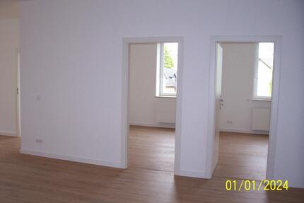 Mietwohnung - 665,00&nbsp;EUR Kaltmiete, ca.&nbsp; 95,00&nbsp;m&sup2; in Schleiz (PLZ: 07907)