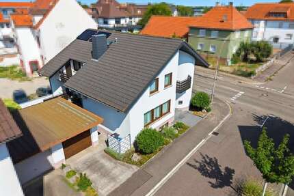 Haus zum Kaufen in Karlsdorf-Neuthard 465.000,00 € 144.68 m²