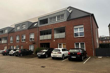 Moderne 2-Zimmer-Wohnung mit Loggia, Einbauküche und Stellplatz in zentraler Lage von Nordhorn