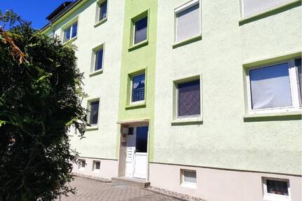 Günstiger geht nicht - 3 Zimmer inklusive Stellplatz auf dem Land - Thallwitz OT Böhlitz
