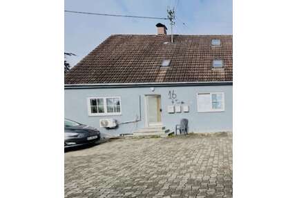 Haus zum Kaufen in Burgau 260.000,00 € 155.49 m²