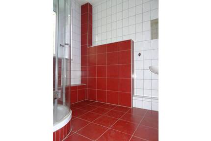 Hübsche 2-Zimmer-Wohnung im Zentrum von Zeulenroda zu vermieten - Zeulenroda-Triebes