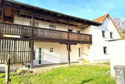 Haus zum Kaufen in Straubing 295.000,00 € 200 m²