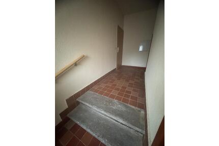 3-Raum- Wohnung mit Küche - 550,00&nbsp;EUR Kaltmiete, ca.&nbsp; 76,00&nbsp;m&sup2; in Freiberg (PLZ: 09599)