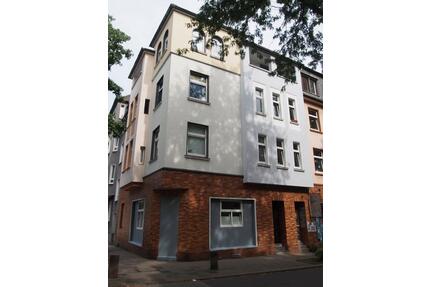 64 qm-Wohnung, Jugendstil in Essen Frohnhausen, frisch renoviert! - Esens