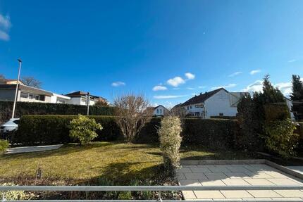 Helles großes Reiheneckhaus mit Keller, Garage, Wintergarten - Affalterbach