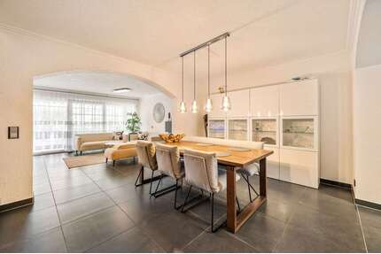 Haus zum Kaufen in Schwaigern 630.000,00 € 174 m²