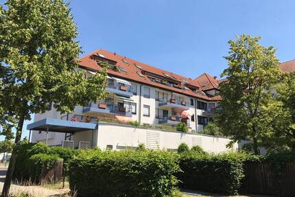 Langfristige Mieteinnahmen: Exklusive 2-Zimmer-Wohnung mit solventer Mieterin!!! - Leipzig Paunsdorf