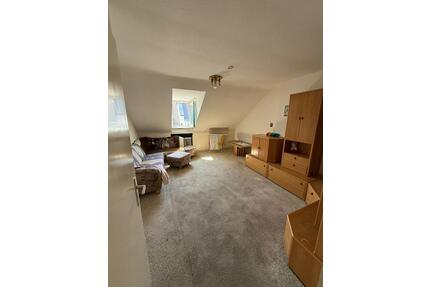 Dachgeschosswohnung 3. Etage ca. 50qm - Mönchengladbach