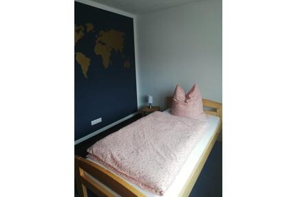 Monteurzimmer - Ferienwohnung - 30,00&nbsp;EUR Kaltmiete, ca.&nbsp; 80,00&nbsp;m&sup2; in Höchstadt an der Aisch (PLZ: 91315)