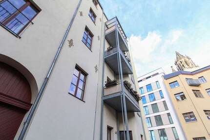 Wohnung zum Kaufen in Magdeburg 255.000,00 € 146.95 m²