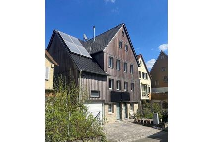 Zweifamilienhaus Weinstadt - 499.000,00&nbsp;EUR Kaufpreis, ca.&nbsp; 130,00&nbsp;m&sup2; in Kernen im Remstal (PLZ: 71394)