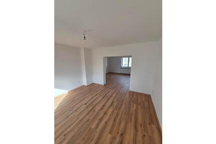Taumhafter Ausblick - 5 ZKB 110 qm mit Balkon und Gartennutzung - Rotenburg an der Fulda