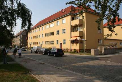 Wohnung zum Mieten in Magdeburg 401,60 € 54.64 m²