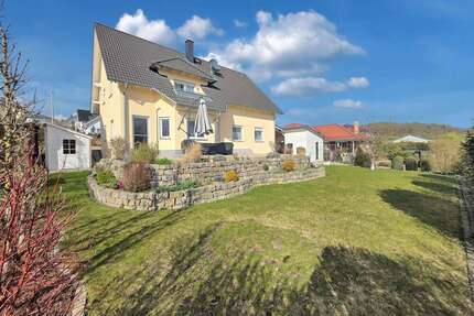 Haus zum Kaufen in Grävenwiesbach 635.000,00 € 193.36 m²