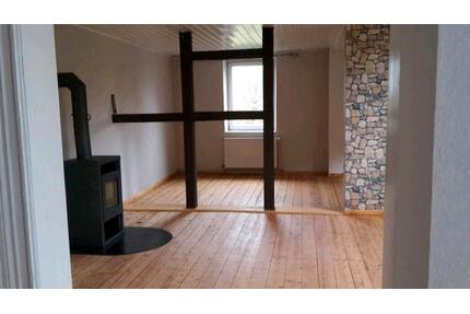 Wohnung mit Pferdehaltung - 700,00&nbsp;EUR Kaltmiete, ca.&nbsp; 100,00&nbsp;m&sup2; in Oebisfelde-Weferlingen (PLZ: 39646)