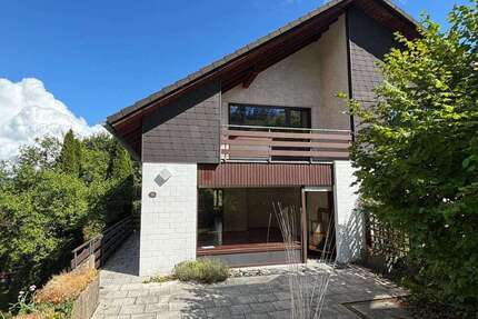 Haus zum Mieten in Königswinter 1.700,00 € 170 m²
