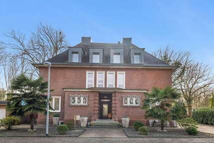 Haus zum Kaufen in Hürth 1.490.000,00 € 619 m²