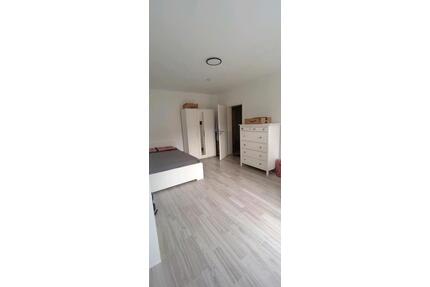 Unmöbliertes 1 Zimmer in einer schönen 4-Zimmer-WG im Ostviertel - Göttingen Oststadt