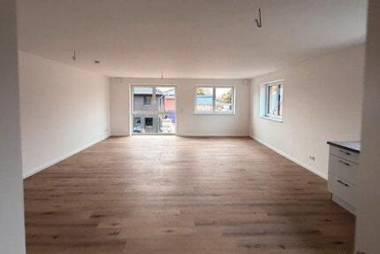 Großzügige 5 - Zimmer-Wohnung - 145 qm² zum Wohlfühlen - Westerrönfeld