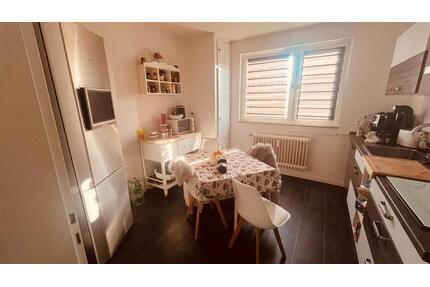 3,5-Zi.-Wohnung in Dinslaken, 80m², Südbalkon, Nähe Bahnhof & A59
