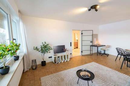 Erstbezug nach Vollsanierung: Moderne 2-Zimmer Wohnung nähe Ammersee inkl. Stellplatz - Andechs Erling