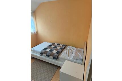 Vermiete ein WG Zimmer Wohnung in Crailsheim