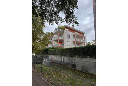 4 Zimmer Wohnung im 2. Obergeschoss mit 2 Balkonen - Lörrach