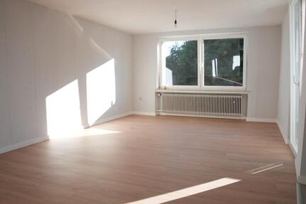 Frisch Renovierte 3-Zimmer Wohnung - Düren Distelrath