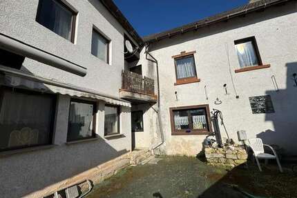 Haus zum Mieten in Dittelsheim-Heßloch 2.500,00 € 176.66 m²