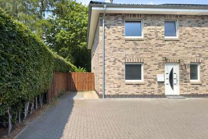 Haus zum Kaufen in Pinneberg 695.000,00 € 129 m²