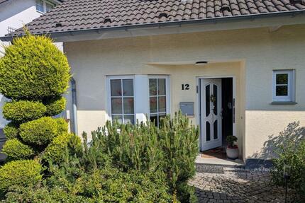 Gepflegtes EFH in ruhiger Anwohnerstr. von Köln-Lind-Courtagefrei