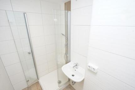 Balkon Modernes Bad Aufzug - 254,00&nbsp;EUR Kaltmiete, ca.&nbsp; 46,10&nbsp;m&sup2; in Chemnitz (PLZ: 09127) Adelsberg