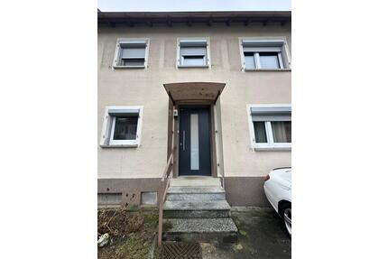 Helle 3-Zimmer-Wohnung in attraktiver Lage zu vermieten - Esslingen am Neckar Oberesslingen